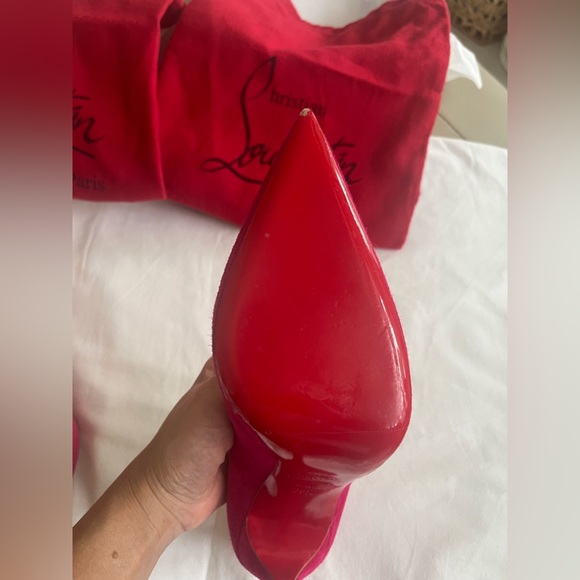 *Authentic* Christian Louboutin Kate 100 Veau Velours in color Bomba - Picture 4 of 12